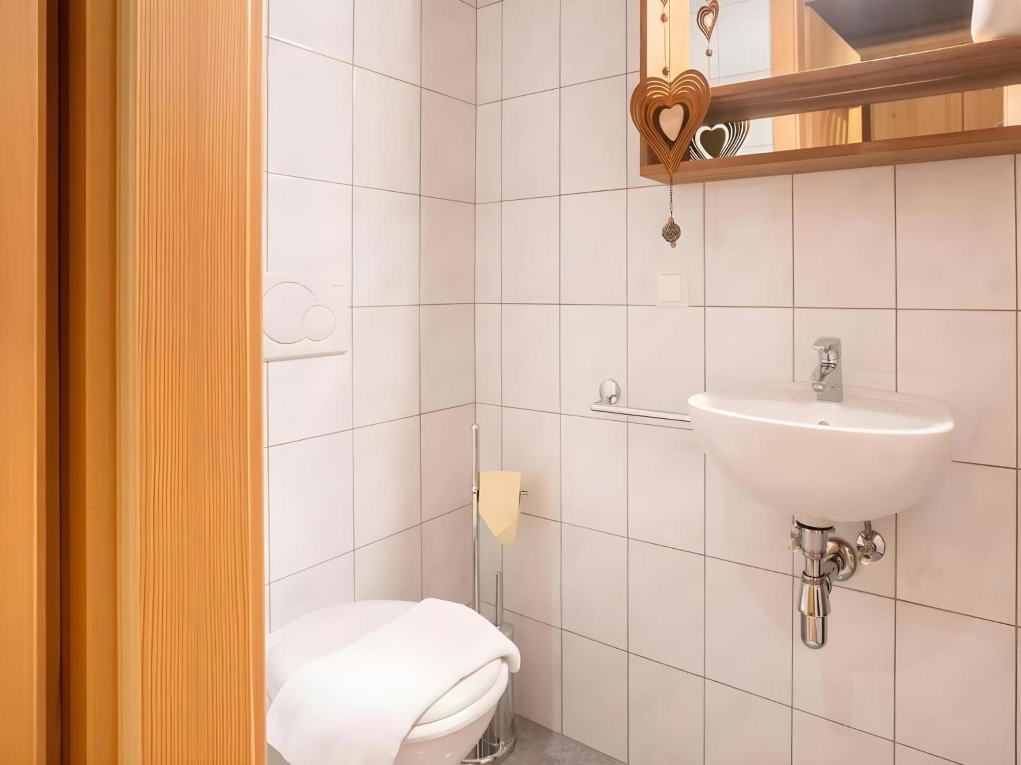 Appartement Birgit บาด ไคลน์เคิร์ชไฮม์ ภายนอก รูปภาพ